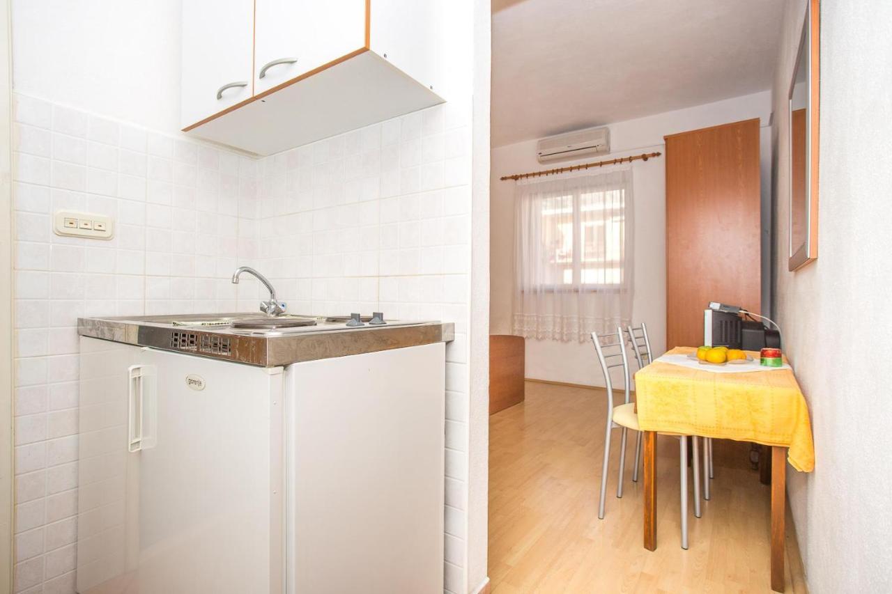 Apartments Nuic 748 มาคาร์สกา ภายนอก รูปภาพ