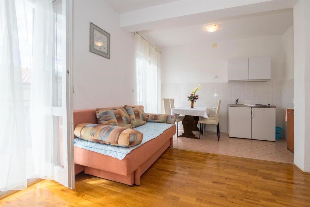 Apartments Nuic 748 มาคาร์สกา ภายนอก รูปภาพ