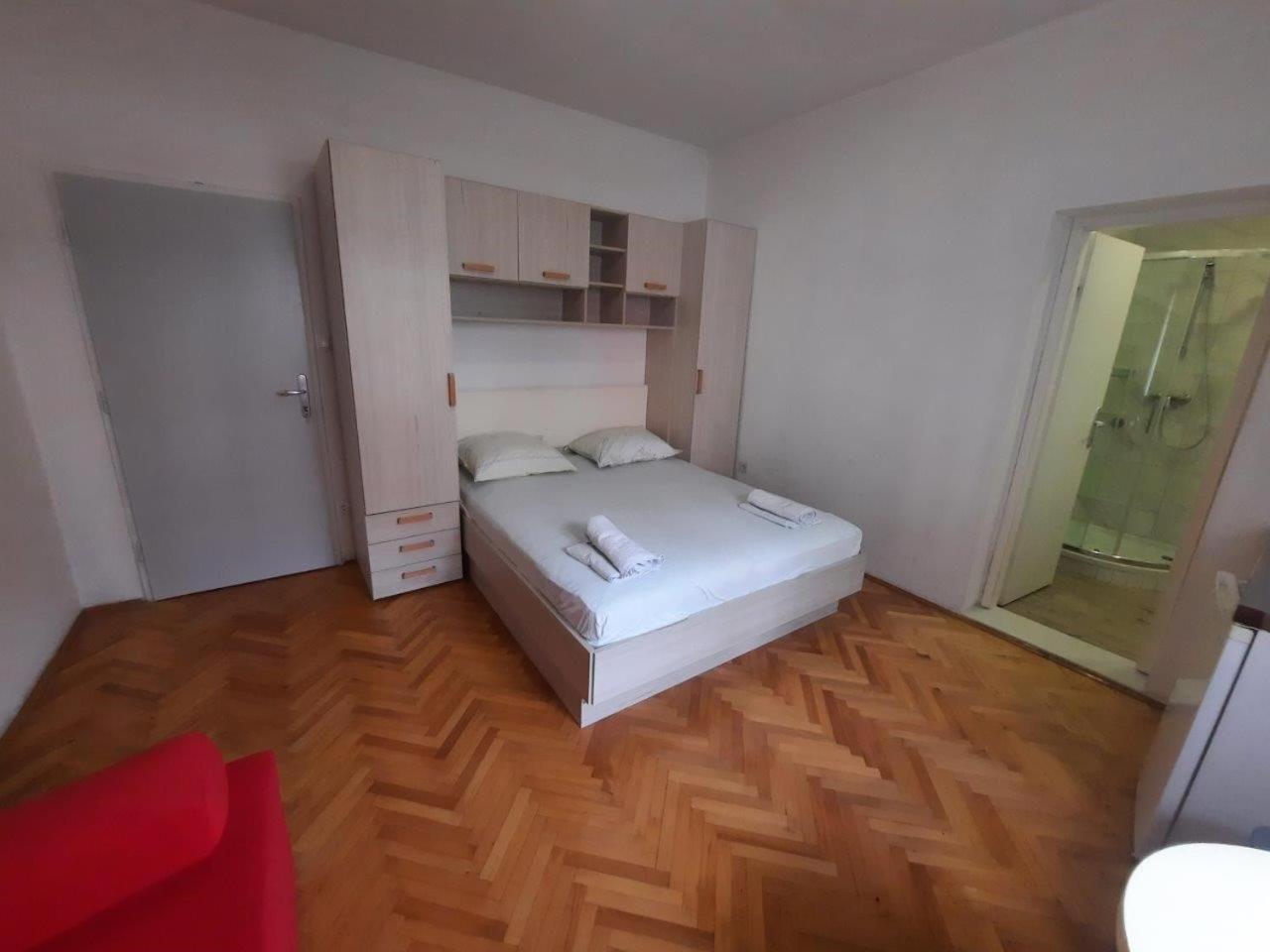 Apartments Nuic 748 มาคาร์สกา ภายนอก รูปภาพ